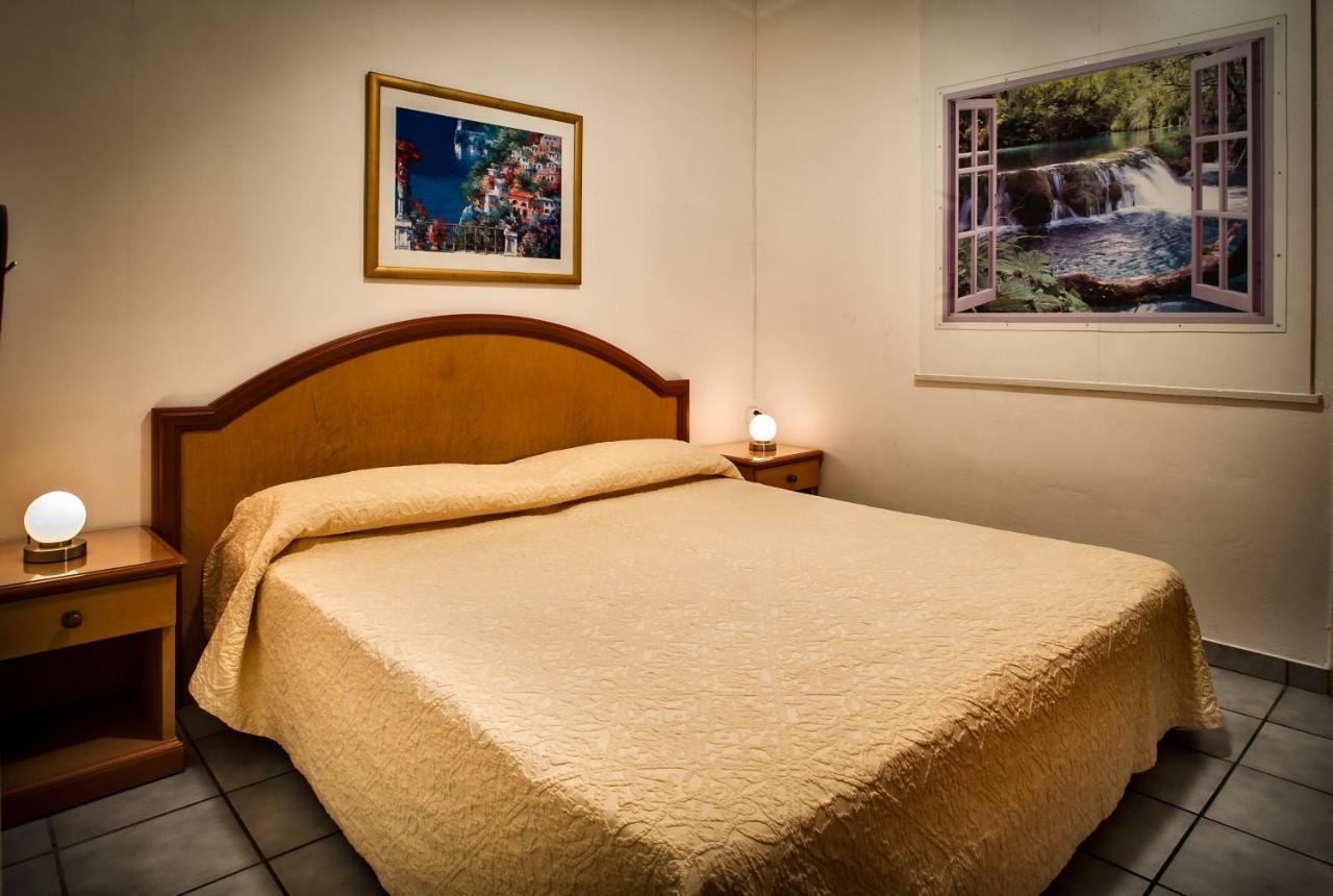 Easyrooms Dell'Angelo Locarno Exterior foto